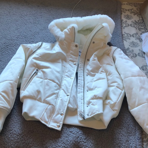 Am Gia Asta Puffer Jacket 